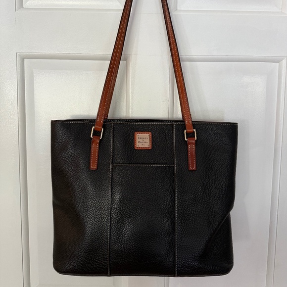 Large black leather Dooney and Burke bag - Picture 1 of 16